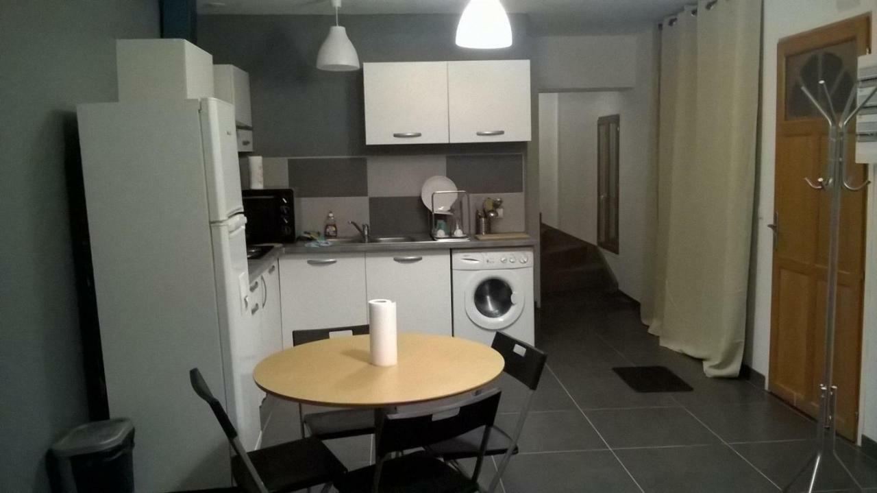 Maison Duplex & Appartement Sur Cour La Ferté-Gaucher Eksteriør bilde