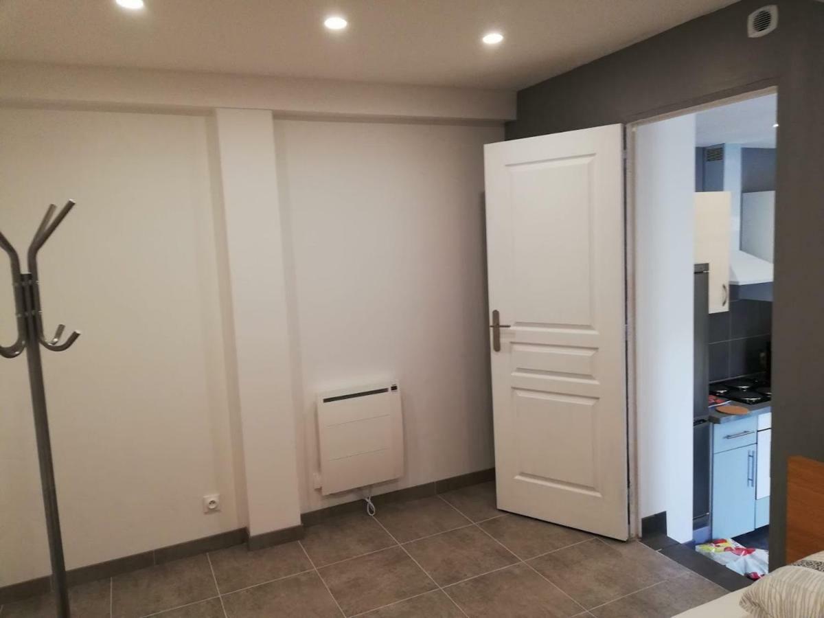 Maison Duplex & Appartement Sur Cour La Ferté-Gaucher Eksteriør bilde