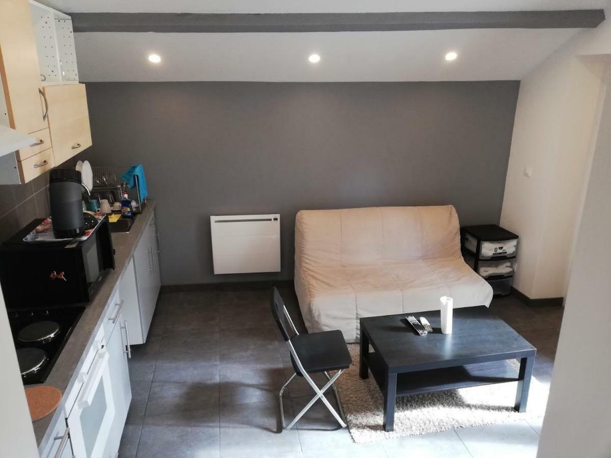 Maison Duplex & Appartement Sur Cour La Ferté-Gaucher Eksteriør bilde